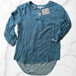 NWT Daniel Rainn Roll Tab Sleeve Split Neck Blouse Koda Teal Dot Petite XS